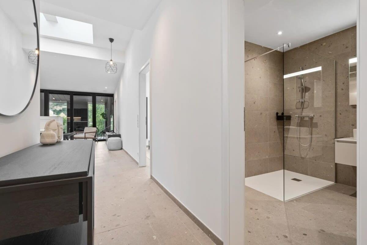 Luxurious 2Br Apt With Balcony In Luxembourg Apartment Exterior photo