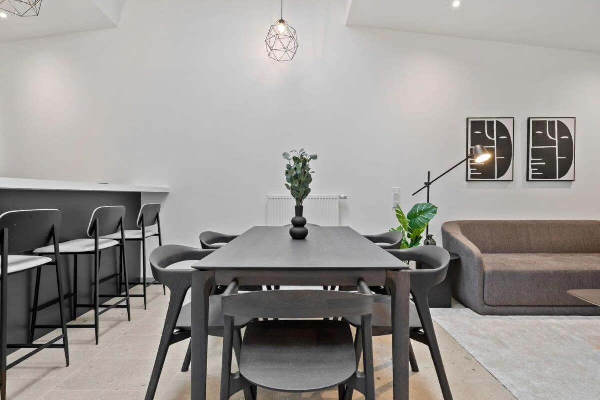 Luxurious 2Br Apt With Balcony In Luxembourg Apartment Exterior photo